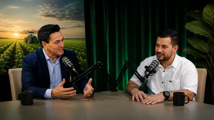 Douglas Bener e Isaías Sena durante entrevista sobre agricultura familiar em Porto Velho no RuralCast