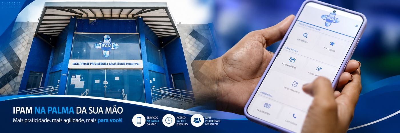 Beneficiário utiliza o Aplicativo do Ipam enquanto prédio do instituto aparece ao fundo em Porto Velho