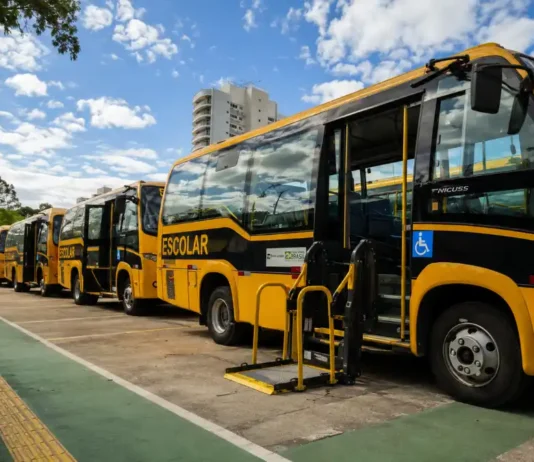 Ônibus acessíveis e impressoras Braille reforçam inclusão escolar em Rondônia ônibus acessíveis em rondônia