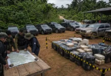 Operação Sufocare Fronteiras apreende quase meia tonelada de drogas Operação Sufocare Fronteiras reúne equipes e materiais apreendidos em base integrada