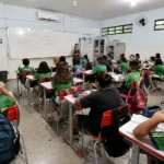 Porto Velho convoca 51 professores para reforçar rede municipal Professores convocados em Porto Velho para atuação temporária na rede municipal de ensino.