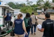 Projeto leva proteção à infância a comunidades do Baixo Madeira Equipe de proteção à infância desembarca em comunidade ribeirinha do Baixo Madeira para realizar ações de orientação.