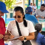 Ação Itinerante leva serviços a São Lourenço neste fim de semana Atendimento comunitário em composição com imagens reais de edição anterior da Ação Itinerante em Vilhena