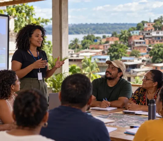 Organizações de Rondônia podem receber até R$ 300 mil no BNDES Periferias Fortes Organização comunitária em composição editorial sobre o BNDES Periferias Fortes e oportunidades para Rondônia