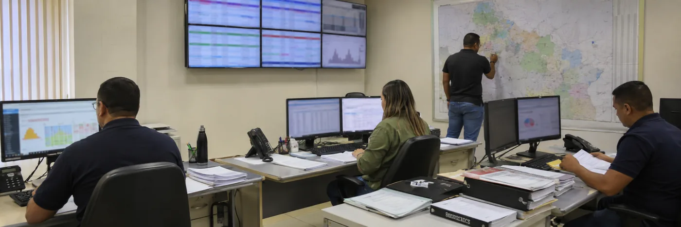 Equipe analisa dados de ocupação e capacidade do sistema prisional
