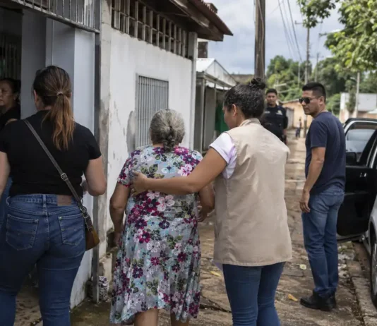 13 idosos são retirados de instituição irregular em Porto Velho Idosos em instituição irregular são retirados em Porto Velho