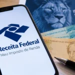 Receita libera consulta ao lote residual do Imposto de Renda; pagamento será dia 30 Lote residual do IRPF em setembro de 2026 em composição ilustrativa sobre restituição do Imposto de Renda