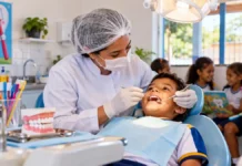 Sorriso Curumim volta às escolas de Porto Velho após pelo menos dez anos Sorriso Curumim retoma atendimento odontológico em escolas de Porto Velho