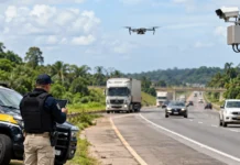 PRF começa fiscalização com drones e câmeras nas rodovias de Rondônia Videomonitoramento da PRF com drone e câmera em rodovia de Rondônia